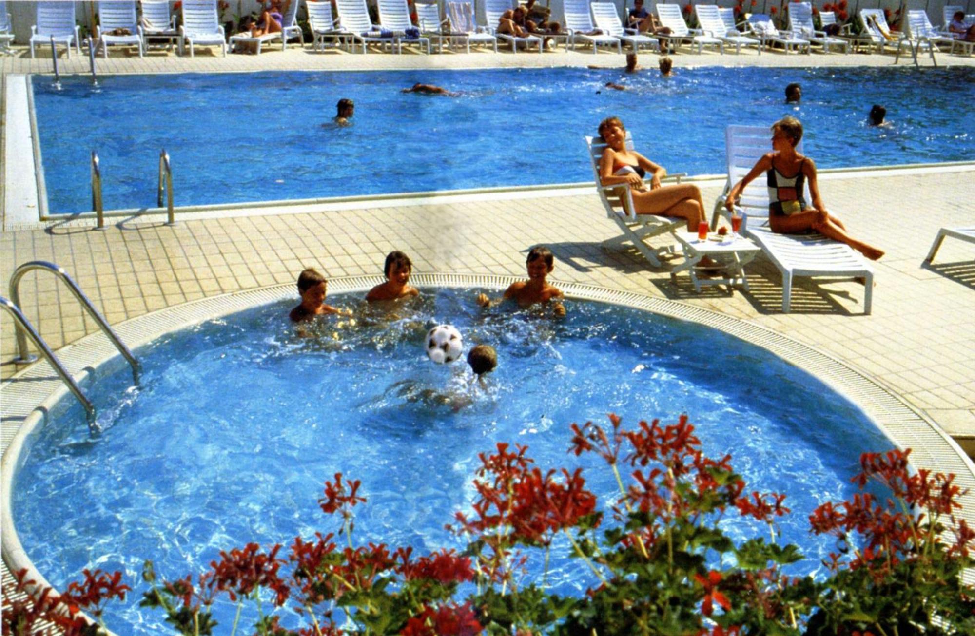 Hotel San Pietro Cesenatico Esterno foto