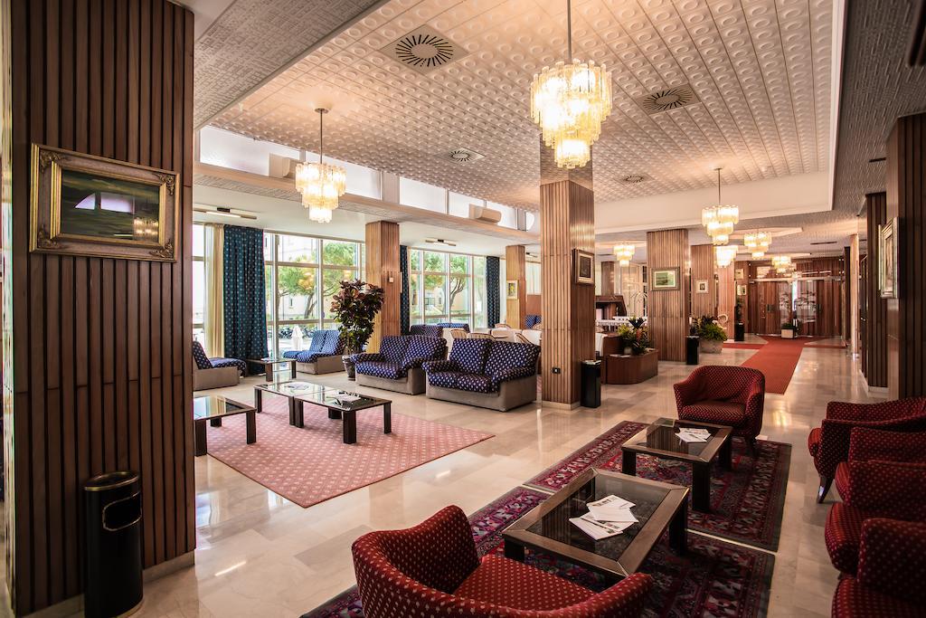 Hotel San Pietro Cesenatico Esterno foto