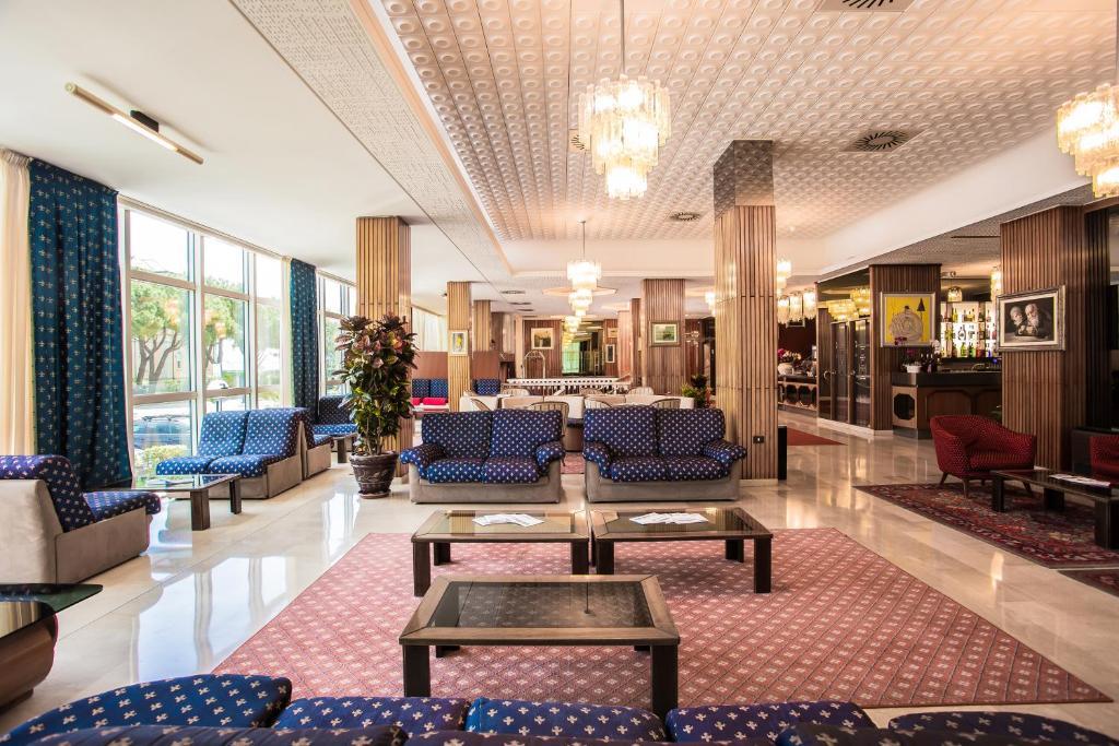 Hotel San Pietro Cesenatico Esterno foto