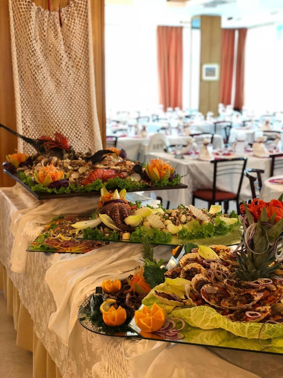Hotel San Pietro Cesenatico Esterno foto
